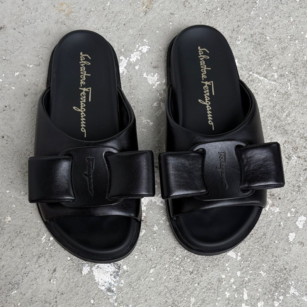 Salvatore Ferragamo Virgil bow detail sandals